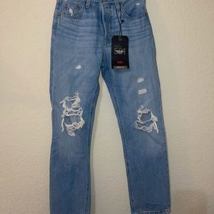 Levi’s premium 501 cropped high rose straight leg